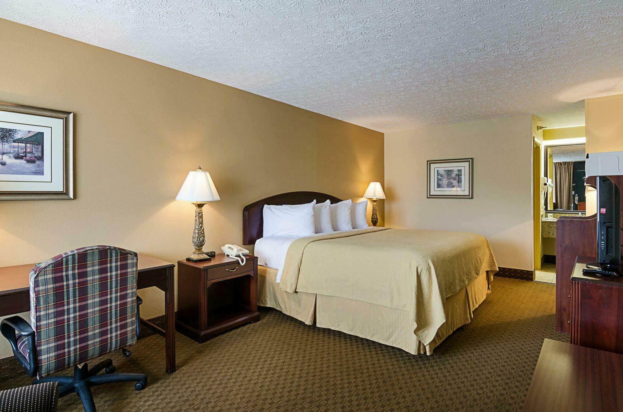 Quality Inn Lewisburg Exterior foto